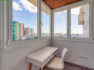 Balkón alebo terasa v ubytovaní Bright Townhouse - Views - 5 min walk to the Beach