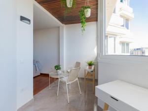 Fotografia z galérie ubytovania Bright Townhouse - Views - 5 min walk to the Beach v destinácii Las Palmas de Gran Canaria