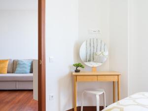 Posteľ alebo postele v izbe v ubytovaní Bright Townhouse - Views - 5 min walk to the Beach