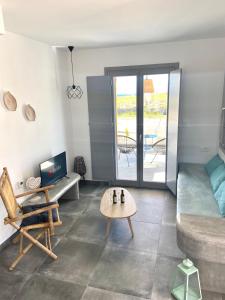 A seating area at Aeron Suites