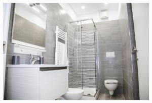 Kúpeľňa v ubytovaní New Sara's Trastevere apartment + 9 fotografií