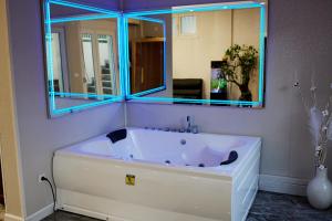Koupelna v ubytování Spa Lux Apartmani
