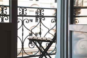 A balcony or terrace at Alma Hotel