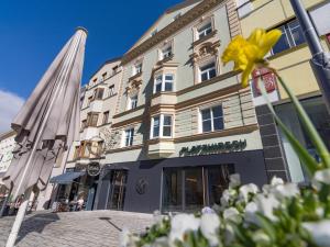 The building in which a szállodákat is located