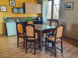 Cucina o angolo cottura di Apartamenty nad Wisłą Renesans