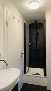 
Ein Badezimmer in der Unterkunft Haus Übernachtenswert Cochem Mosel
