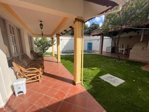 Zdjęcie z galerii obiektu Casa con Piscina en Cochabamba w mieście Cochabamba