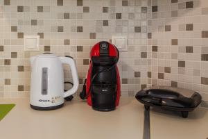 Coffee and tea making facilities at Armonia Studios Avia 2