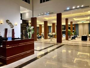 BaishにあるLe Park Concord Hotel Baishのホテルのロビー