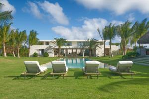 Gallery image of Unique golf front villa with modern design in exclusive beach resort in Punta Cana