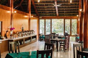 Restoran või mõni muu söögikoht majutusasutuses Santa Garden Resort