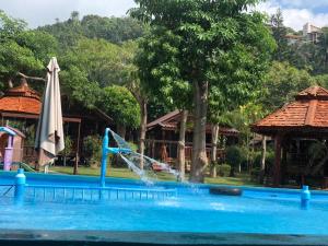 Bazén v ubytování Haad Salad Resort nebo v jeho okolí + 37 fotografií