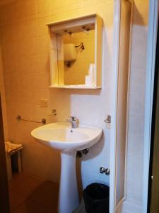 A bathroom at Osteria dei Locandieri