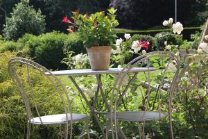 Κήπος έξω από το B&B L'Orangerie