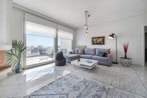 Posedenie v ubytovaní Bright 3bdr Apt with Roofgarden, Jacuzzi