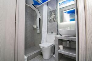 Koupelna v ubytování Katrine Seaside Rooms #PROPERTLY + 26 fotografií