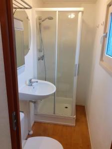 Koupelna v ubytování Chalet de Putter in Putten