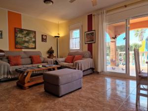 Posedenie v ubytovaní Riumar "El Cazador", 200m to beach, private pool, On-Site-Service, dog beach