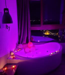 Casas del CerroCasas Rurales Maribel - Complejo Moradas del Cerro 1 - Suites con Jacuzzi en Alcalá del Júcar的相册照片