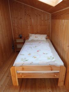 Postel nebo postele na pokoji v ubytování Ferienwohnung Hein
