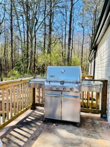 صورة لـ Bountyland Cottage - Lake Keowee - Mountains - Clemson University في سينيكا