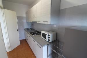 A kitchen or kitchenette at Apartment Colorado