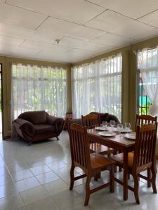 Gallery image of Blue House in Puerto Jiménez