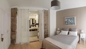 Postel nebo postele na pokoji v ubytování Chambre privée indépendante dans une maison