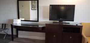 Afbeelding uit fotogalerij van Niagara Falls Courtside Inn in Niagara Falls