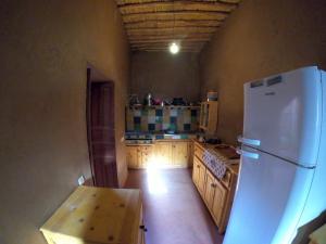 Dapur atau dapur kecil di Authentic riad & activities Erg