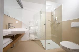 Koupelna v ubytování Hotel Manggei Designhotel Obertauern