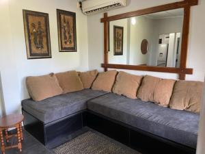 Χώρος καθιστικού στο Umlalazi Cottage +5 φωτογραφίες