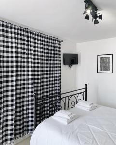 Postel nebo postele na pokoji v ubytování Villa Volli Three Rooms
