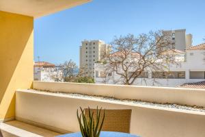A balcony or terrace at Hanami Puerto Alto PA 1-5