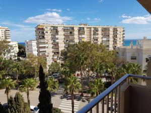 A balcony or terrace at La Bonita - Benalmadena