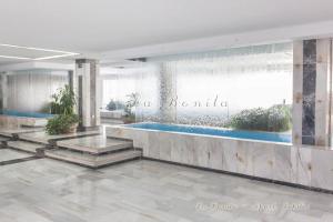 The swimming pool at or close to La Bonita - Benalmadena