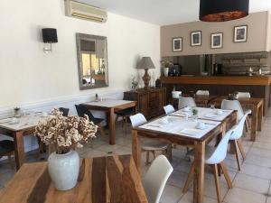 Posezení v ubytování La Picholine en Provence