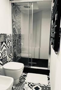 Kúpeľňa v ubytovaní CASA ENEA TERRACINA - Relax Sauna Apartment