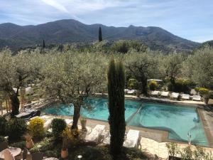 Bazén v ubytování La Picholine en Provence nebo v jeho okolí