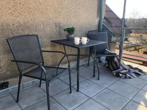 Balkón nebo terasa v ubytování Apartmány Jevany
