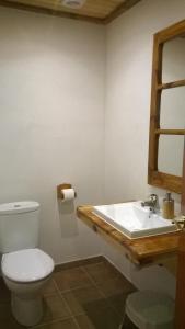 Ванная комната в Masia Rovira