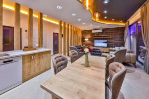 A kitchen or kitchenette at Villa Asal, villa with private pool and amazing mountain view