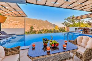 The swimming pool at or close to Villa Asal, villa with private pool and amazing mountain view