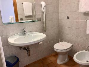 Vannituba majutusasutuses Hotel Di Rocco