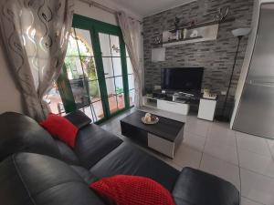 Kuchyň nebo kuchyňský kout v ubytování Fantástico Bungalow Duplex