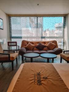 Istumisnurk majutusasutuses Three O Nine Hotel