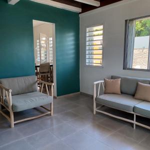 Posezení v ubytování Maison de vacances les pieds dans l'eau