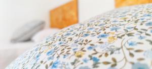 A bed or beds in a room at Apartamento Flamingo by DENIA COSTA