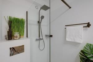 Kúpeľňa v ubytovaní Luxurious 3BR APT Center