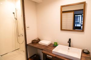 Phòng tắm tại OKI's Inn